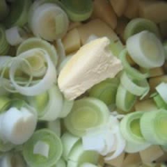 Cách Làm Soup Khoai Tây Mịn Màng Cho Bé Ăn Dặm