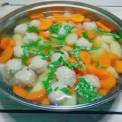 Cách nấu súp bò viên rau củ