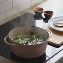 Cách làm Súp bông cải xanh với khoai tây