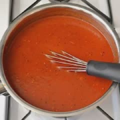 Cách làm súp cà chua thảo mộc
