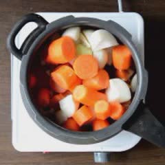 Cách nấu Súp cà rốt củ dền dinh dưỡng