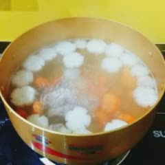 Cách làm Súp Hoành Thánh Sườn Non đủ chất cho bữa sáng