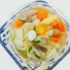 Cách làm Súp Hoành Thánh Sườn Non đủ chất cho bữa sáng