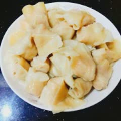 Cách làm Súp Hoành Thánh Sườn Non đủ chất cho bữa sáng