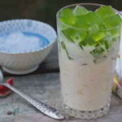 Cách làm Sữa Chua Thạch Lá Dứa đơn giản, giải nhiệt mùa hè