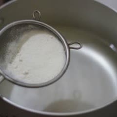 Cách làm Sữa Chua Thạch Lá Dứa đơn giản, giải nhiệt mùa hè