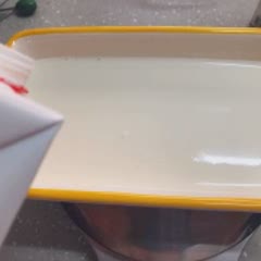 Cách làm Thạch Sữa Dừa Dâu Tây mát lạnh, giải nhiệt mùa hè