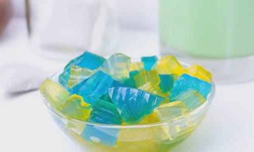 Cách làm Thạch Trà Sữa sắc màu và thơm ngon khó cưỡng
