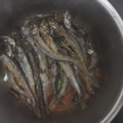 Cách làm Cá trứng kho cà