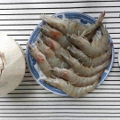 Cách làm Tôm luộc trái dừa