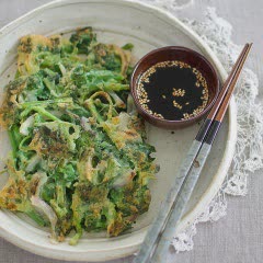 Cách làm bánh cải bó xôi chiên