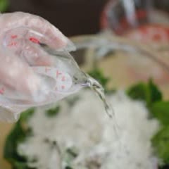 Cách làm bánh cải bó xôi chiên