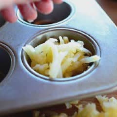 Cách làm Bánh tổ chim khoai tây trứng