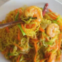 Cách làm Mì Xào Singapore dinh dưỡng cho gia đình 