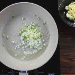 Cách Làm Cơm Bông Cải Trắng - Cauliflower Fried Rice