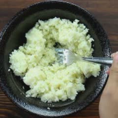 Cách Làm Cơm Bông Cải Trắng - Cauliflower Fried Rice