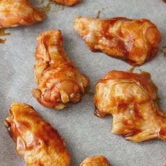 Cách làm Cánh gà nướng sốt Hoisin