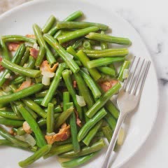 Cách làm Đậu que xào thịt hun khói