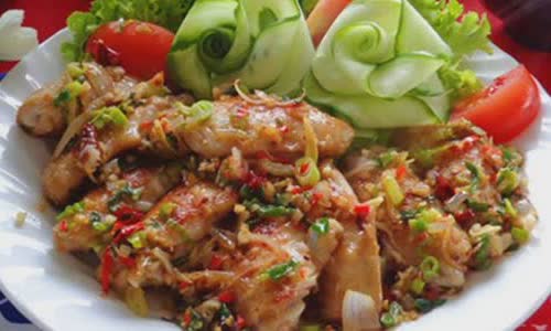 Cách làm cánh gà chiên hành tỏi
