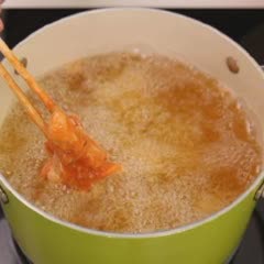 Cách làm cánh gà sốt tương ớt hấp dẫn