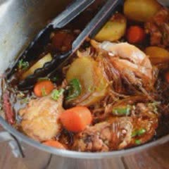 Cách làm thịt gà om miến