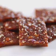 Cách Làm Thịt Heo Giả Khô Bò Nướng Đơn Giản Ở Nhà