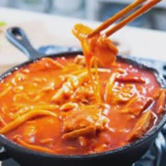 Cách Làm Tokbokki Phô Mai | Cay Nồng Ngon Miệng