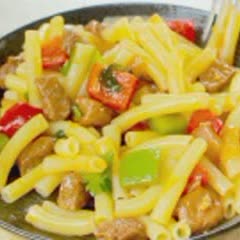 Cách Làm Nui Xào Bò Lúc Lắc Với Nước Sốt Chua Ngọt