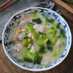 Cách nấu cháo sườn khoai từ và cải thìa