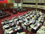 國民黨表決全輸 柯Ｐ續拿12.5億二備金