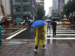 快訊》雨區擴大 北、東部6縣市雷雨預計下到兩點