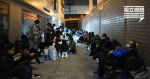 九龍灣逾2,000人寒流下通宵排隊買口罩 市民嘆：「香港唔應該淪落到咁！」