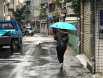 出門帶傘!全台濕涼有雨 中部以北高溫僅23°C