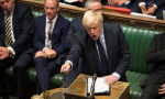 英國國會大叛變：21名議員跑票、1名加入別黨，強森「硬脫歐」遭嚴重挫敗