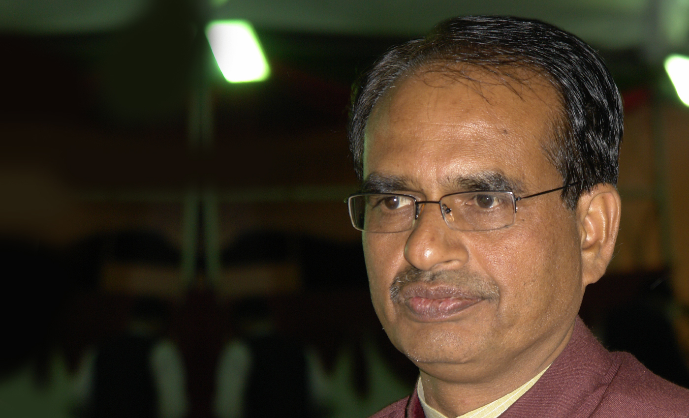 A viral video shows Madhya Pradesh Chief Minister Shivraj Singh Chouhan saying BJP will lose in Uttarakhand.