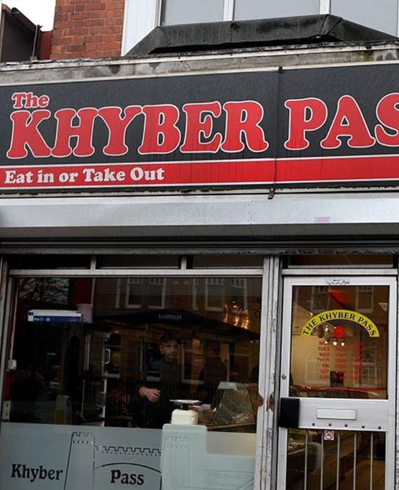 Two kebab shop owners who infected nearly 150 customers after their meals were contaminated with human faeces have been ordered to pay £28,000 in compensation by Nottingham Crown Court in 2014.