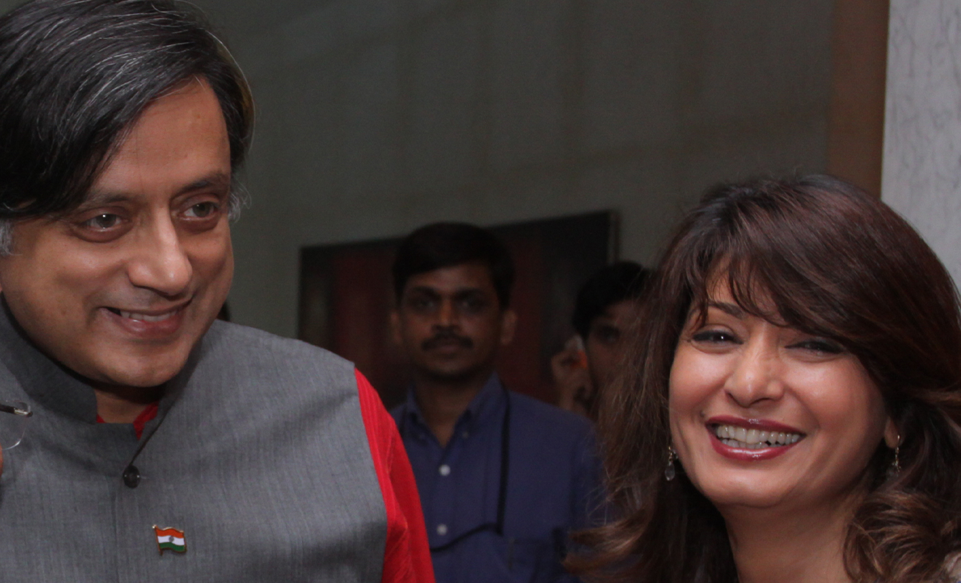 Narendra Modi took a dig at Shashi Tharoor, calling his then-girlfriend '50 crores worth girlfriend'.