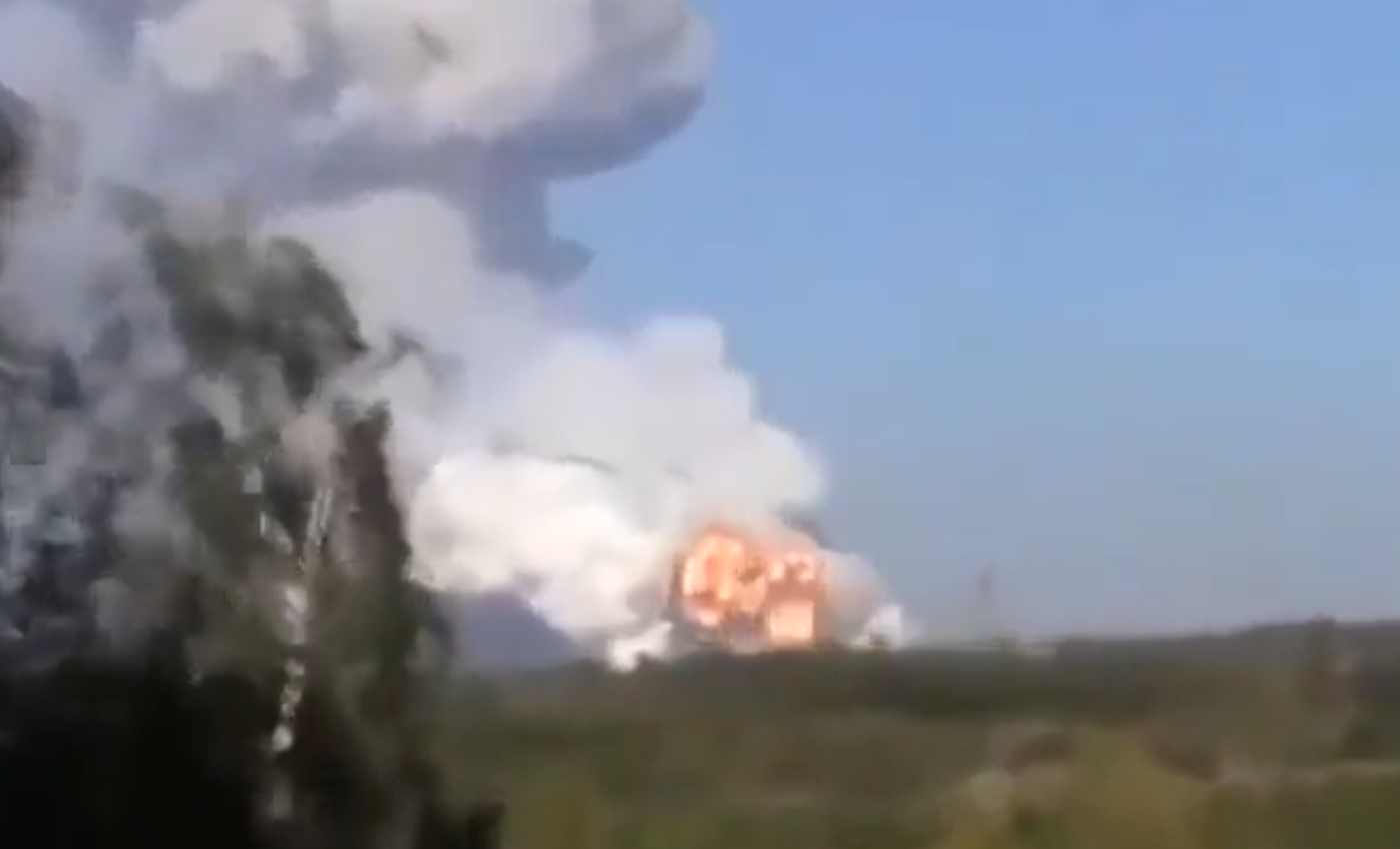 A video shows an explosion that occurred at the Azot plant in Severodonetsk, Ukraine, in 2022.