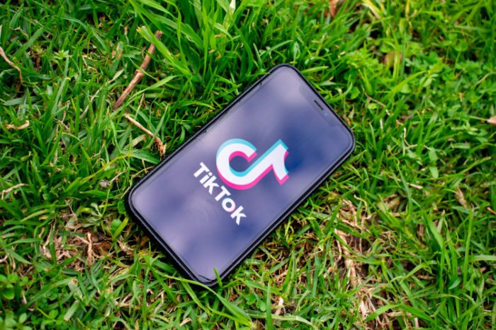 Amazon has not banned its employees from using TikTok.