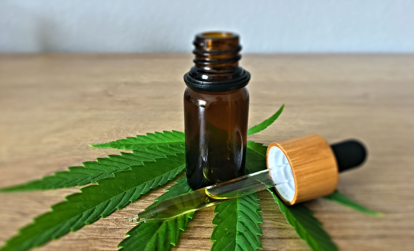 Rick Simpson Oil (a cannabis extract) can cure skin cancer.