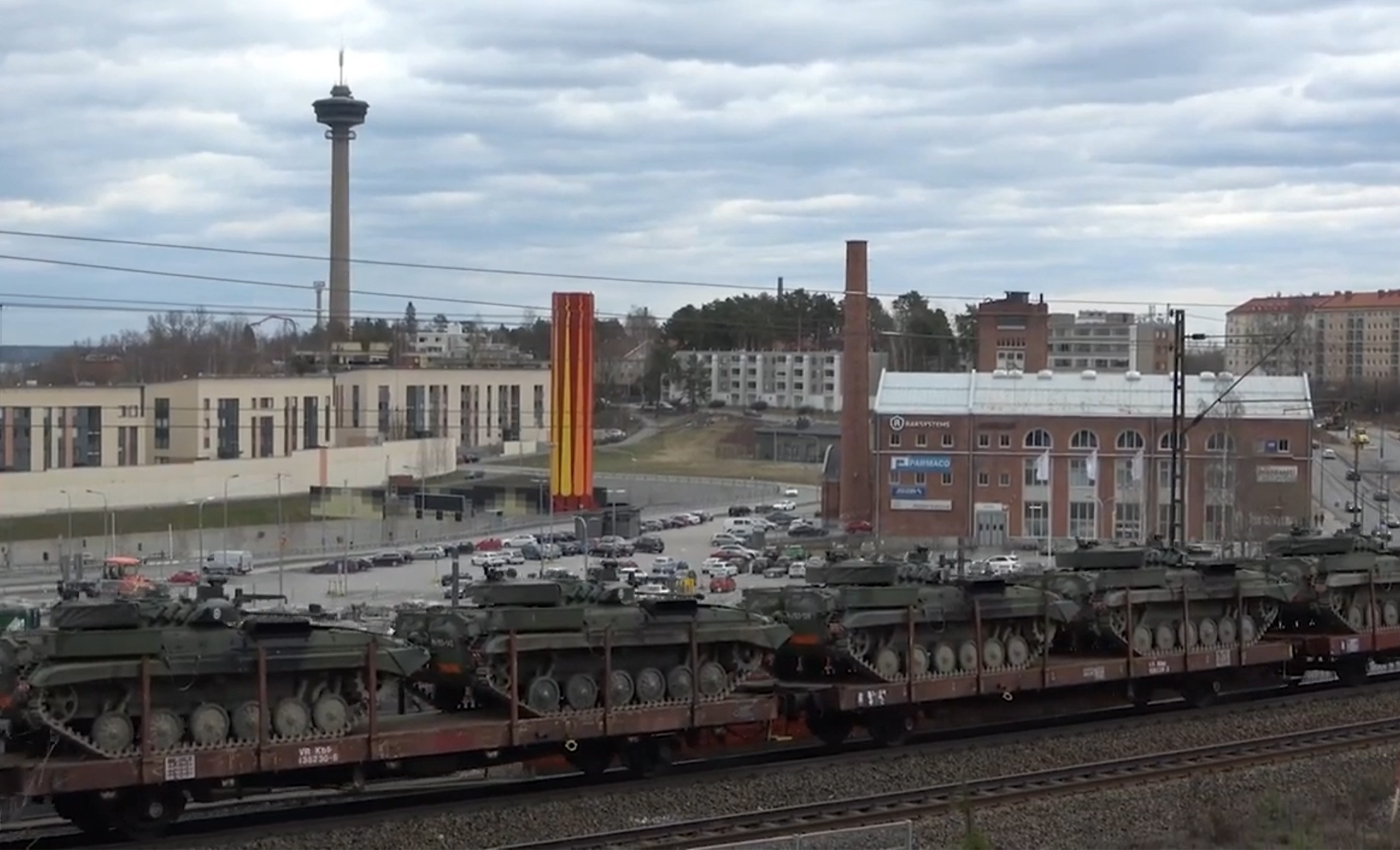 A video shows Finland moving military equipment toward the Finnish–Russian border.