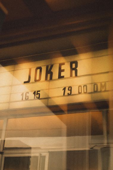 An image of Batman appears in the 2019 movie Joker.
