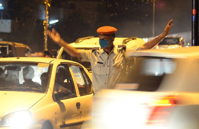 Bengaluru Traffic Police conducted surprise raids on pubs and registered 1,169 drunken driving cases.