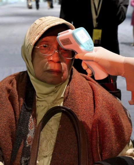 The White House said the cost would not be a barrier for any American to get a coronavirus test.