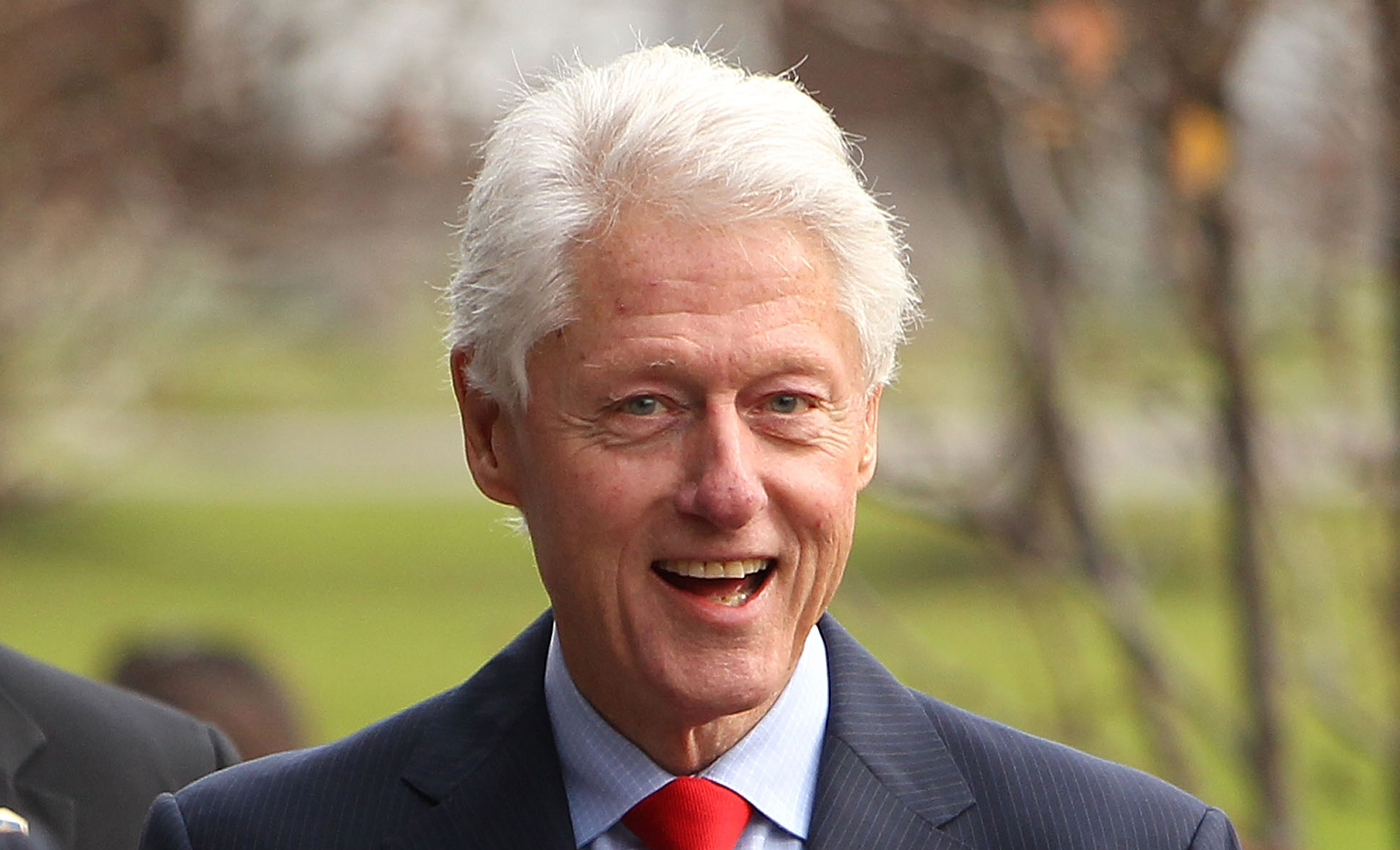 Former President Bill Clinton claimed that the US has just 4% of the world’s population, but 25% of the world’s covid-19 cases.