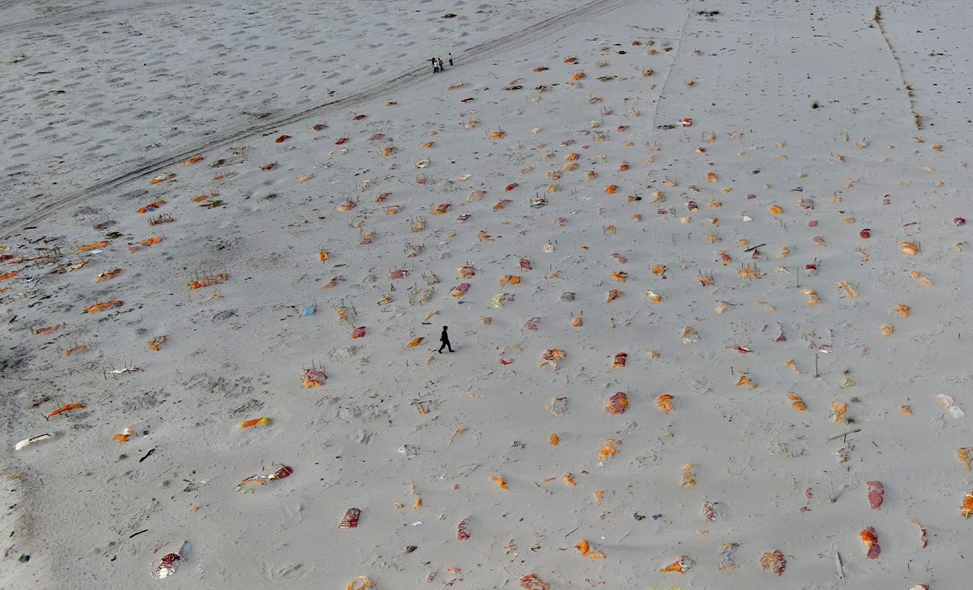 Hundreds of dead bodies of COVID-19 victims have been buried on the banks of river Ganga.