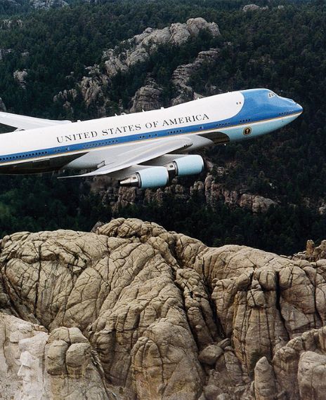 A photographer shows Air Force One during US President Donald Trump's visit to Daytona 500 in February 2020.