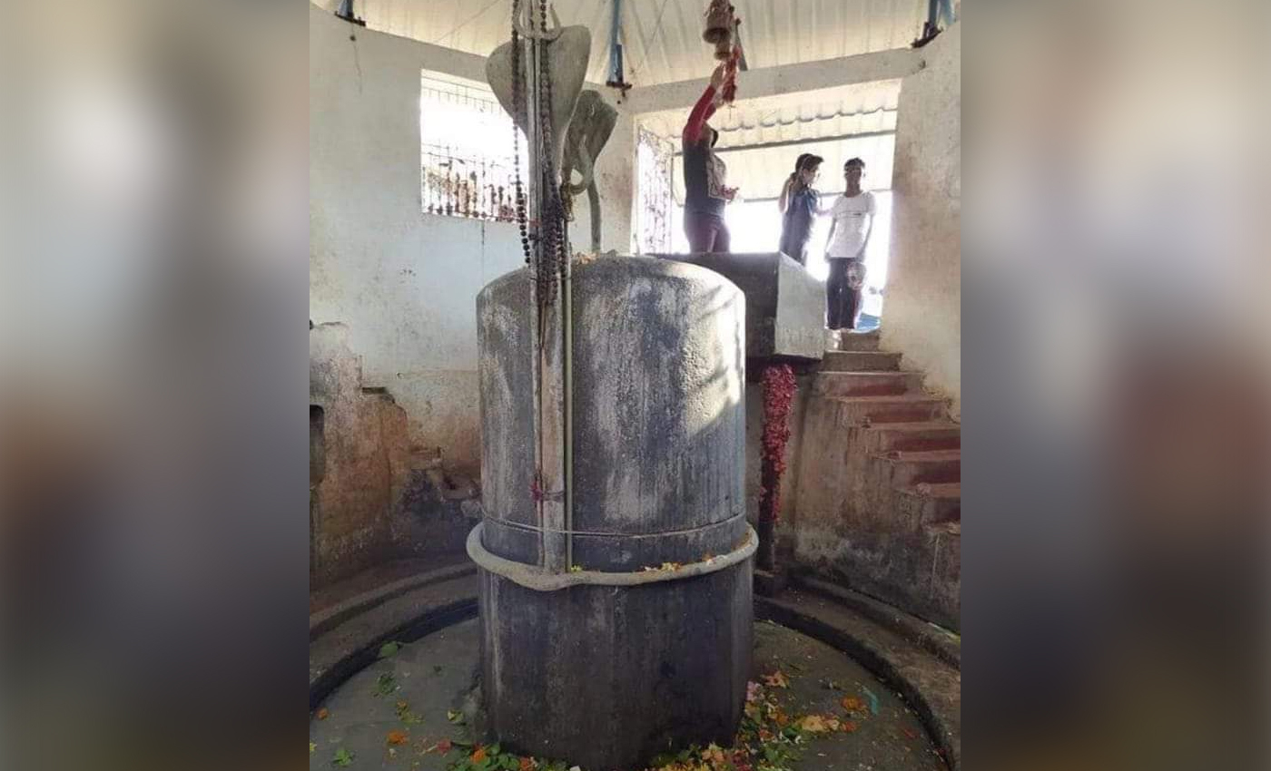 This is an image of a Shivling from Gyanvapi Mosque, Varanasi.