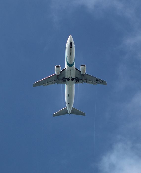 Catastrophic failure of Ukraine jet in Iran suggests a missile strike.