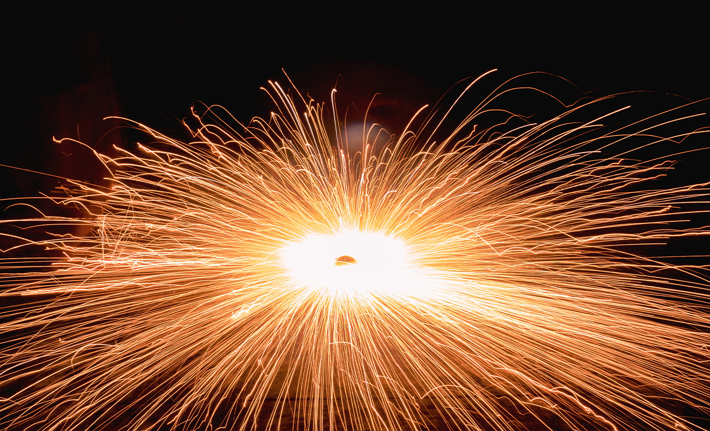 Indian government warned that Chinese firecrackers and decoratives lights are being used to spread asthma and eye ailments in India.